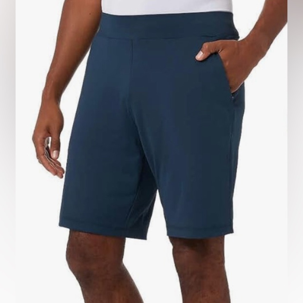 C31- Men’s Large 32 degree Cool Navy Comfy shorts